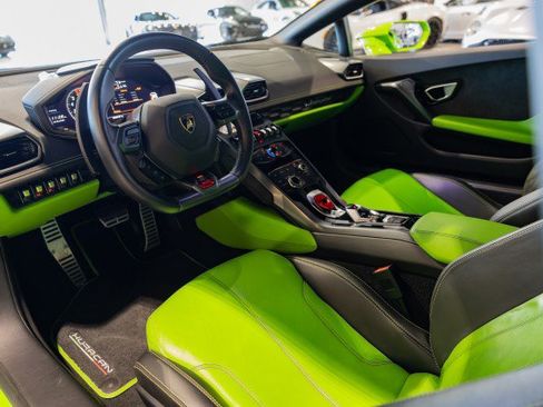 Used 2015 Lamborghini Huracan LP 610-4 image 30