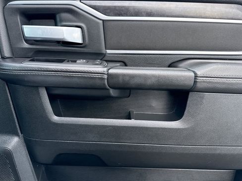 Used 2024 RAM 2500 Big Horn image 18