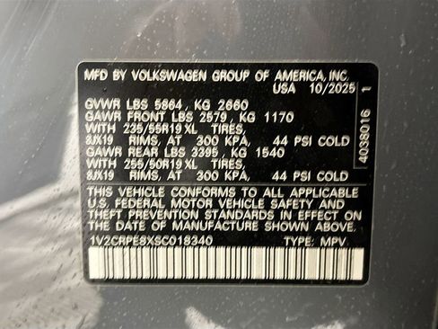 New 2025 Volkswagen ID.4 Pro image 25