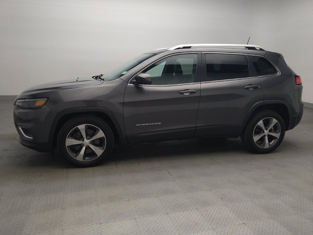 Used 2019 Jeep Cherokee Limited FWD image 2