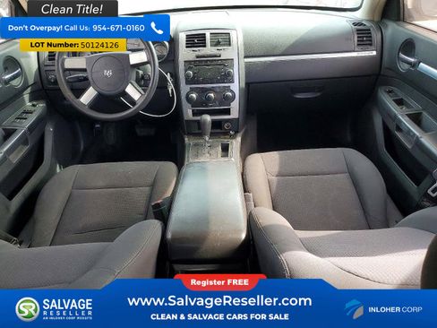 Used 2010 Dodge Charger SXT image 11