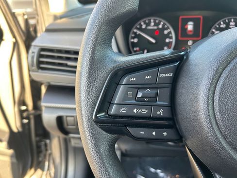 Used 2024 Subaru Crosstrek 2.0i Premium image 17