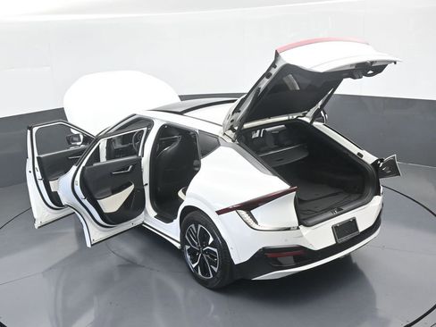 Used 2024 Kia EV6 GT-Line image 77