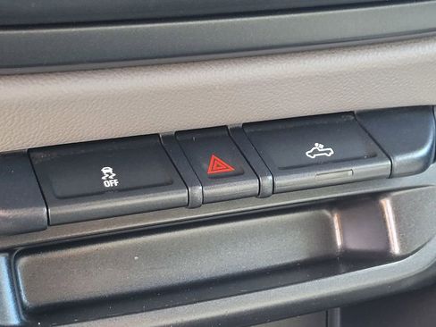 Used 2018 Chevrolet Colorado W/T w/ WT Convenience Package image 20