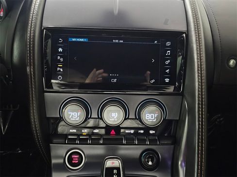 Used 2018 Jaguar F-TYPE R image 23