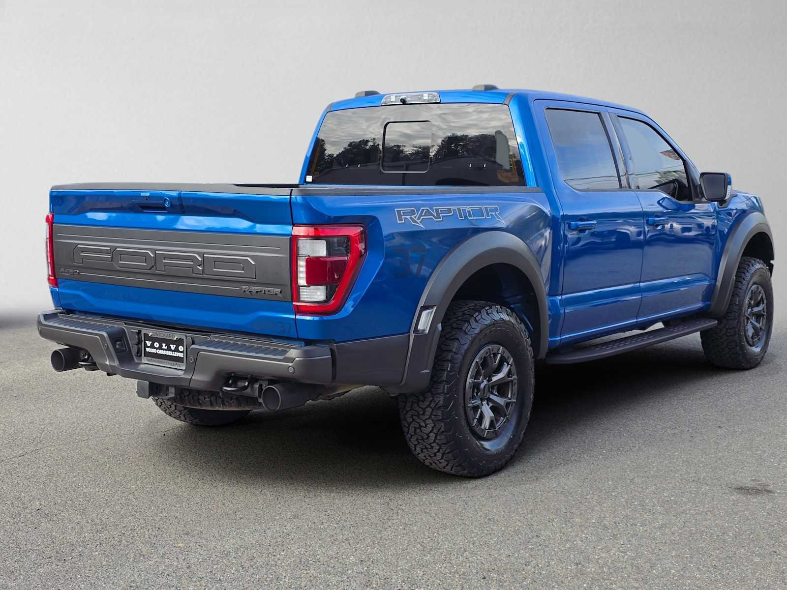 Used 2021 Ford F150 Raptor w/ Raptor 37 Performance Package AWD/4WD image 3