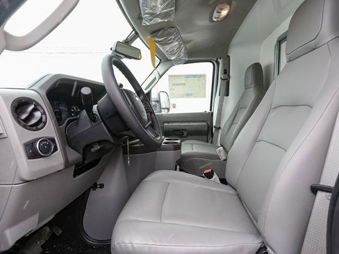 New 2026 Ford E-450 and Econoline 450 Super Duty w/ Interior Upgrade Package image 28