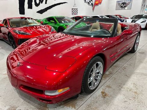 Used 2004 Chevrolet Corvette Convertible w/ Preferred Equipment Group RWD image 7