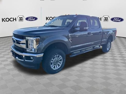 Used 2019 Ford F250 XLT w/ XLT Value Package image 3