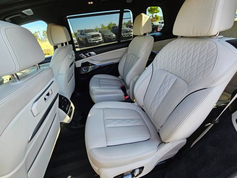 Used 2023 BMW X7 M60i w/ Executive Package AWD/4WD image 31