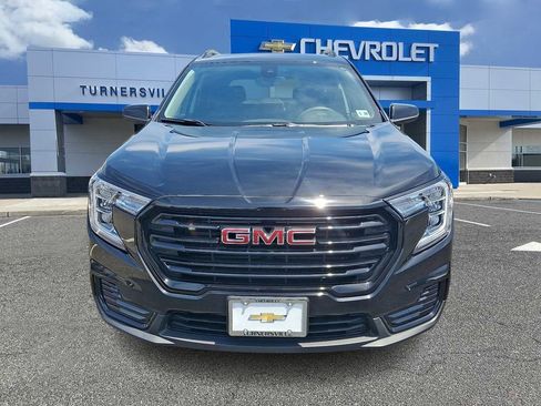 Certified 2023 GMC Terrain SLE w/ Elevation Edition AWD/4WD image 2