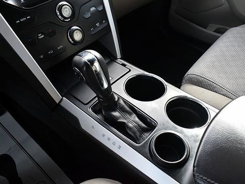 Used 2014 Ford Explorer XLT w/ Equipment Group 201A image 22