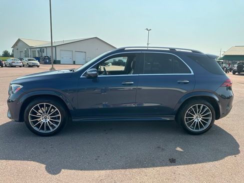 Used 2024 Mercedes-Benz GLE 450 4MATIC image 37
