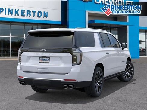 New 2026 Chevrolet Suburban High Country AWD/4WD image 5