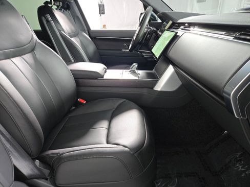 New 2026 Land Rover Range Rover SE AWD/4WD image 3