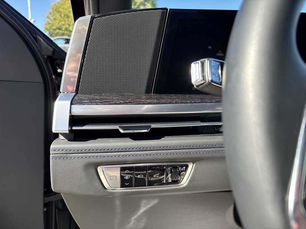 Used 2026 Cadillac Escalade IQ Sport 1 w/ LPO, Floor Liner Package AWD/4WD image 22
