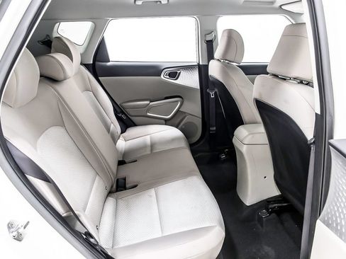 Used 2022 Kia Soul LX FWD image 34