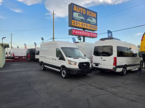 Used 2021 Ford Transit 250 148 High Roof RWD image 25