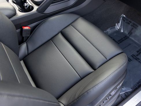 New 2025 Porsche Cayenne E-Hybrid image 49