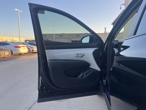 Used 2025 Hyundai Tucson SEL image 31