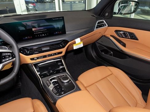 New 2026 BMW 330i xDrive Sedan w/ Premium Package image 37