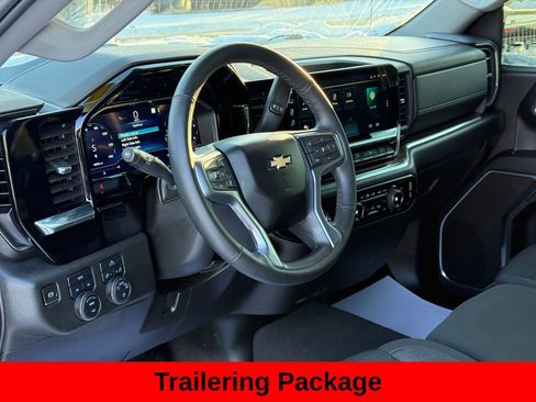 Used 2023 Chevrolet Silverado 1500 LT image 11