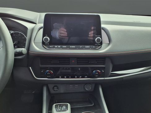 New 2026 Nissan Rogue SV AWD/4WD image 29