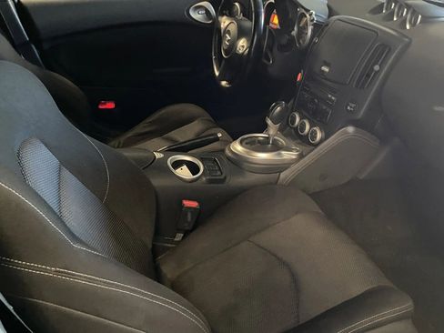 Used 2012 Nissan 370Z Coupe image 5