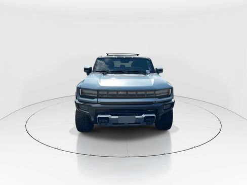 Used 2024 GMC Hummer EV 3X w/ Omega Edition AWD/4WD image 3