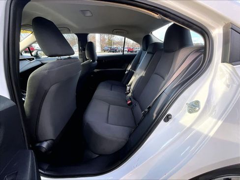 Used 2023 Toyota Corolla LE image 15