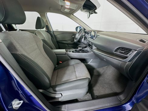 Used 2023 Nissan Rogue SV AWD/4WD image 30