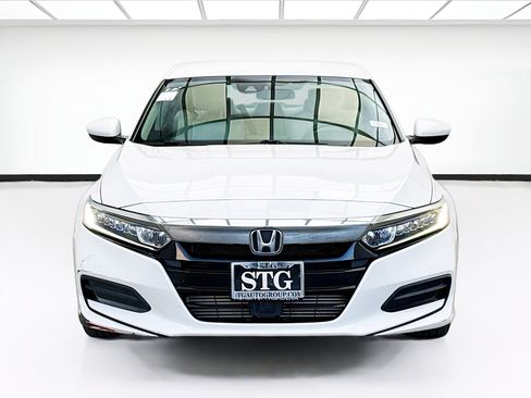 Used 2019 Honda Accord LX image 2