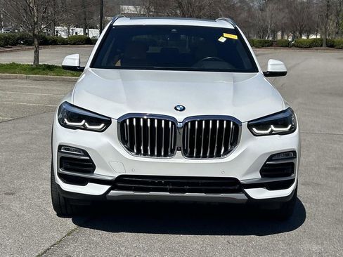 Used 2019 BMW X5 xDrive40i w/ Luxury Seating Package image 2