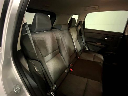 Used 2025 Nissan Rogue SV image 23