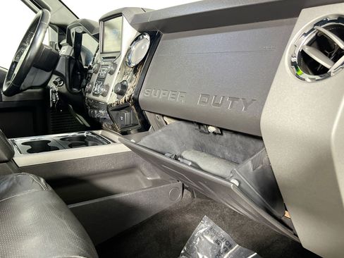 Used 2014 Ford F350 Lariat w/ Camper Package AWD/4WD image 33