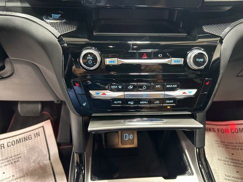 Used 2023 Ford Explorer ST-Line w/ Class IV Trailer Tow Package image 50