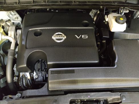 Used 2020 Nissan Murano SV w/ Premium Package image 30