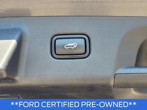Used 2021 Hyundai Palisade Limited FWD image 9