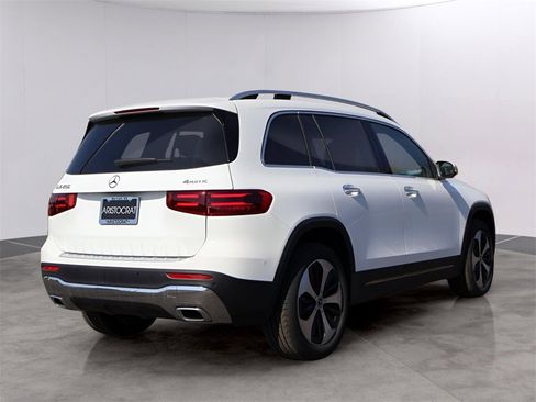 New 2025 Mercedes-Benz GLB 250 4MATIC image 5
