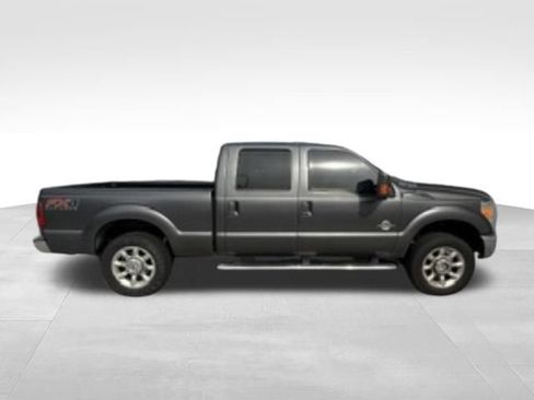 Used 2015 Ford F250 Lariat w/ Lariat Ultimate Package AWD/4WD image 5
