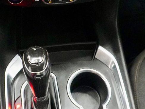 Used 2019 Chevrolet Traverse LT image 22