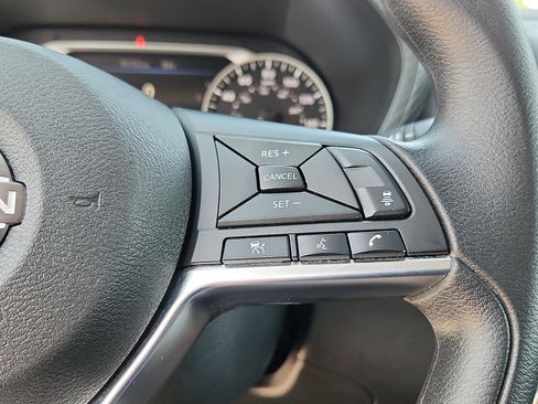 Used 2024 Nissan Sentra SV FWD image 15