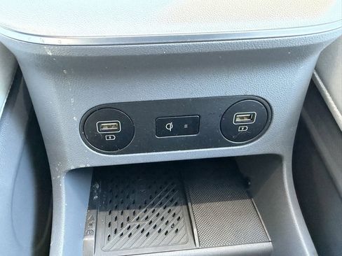 Used 2024 Hyundai Ioniq 5 Limited image 29