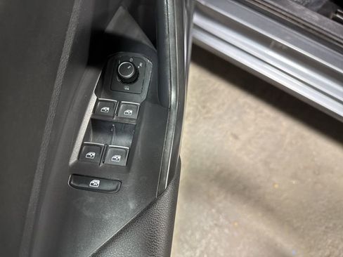 Used 2021 Volkswagen Jetta S image 18