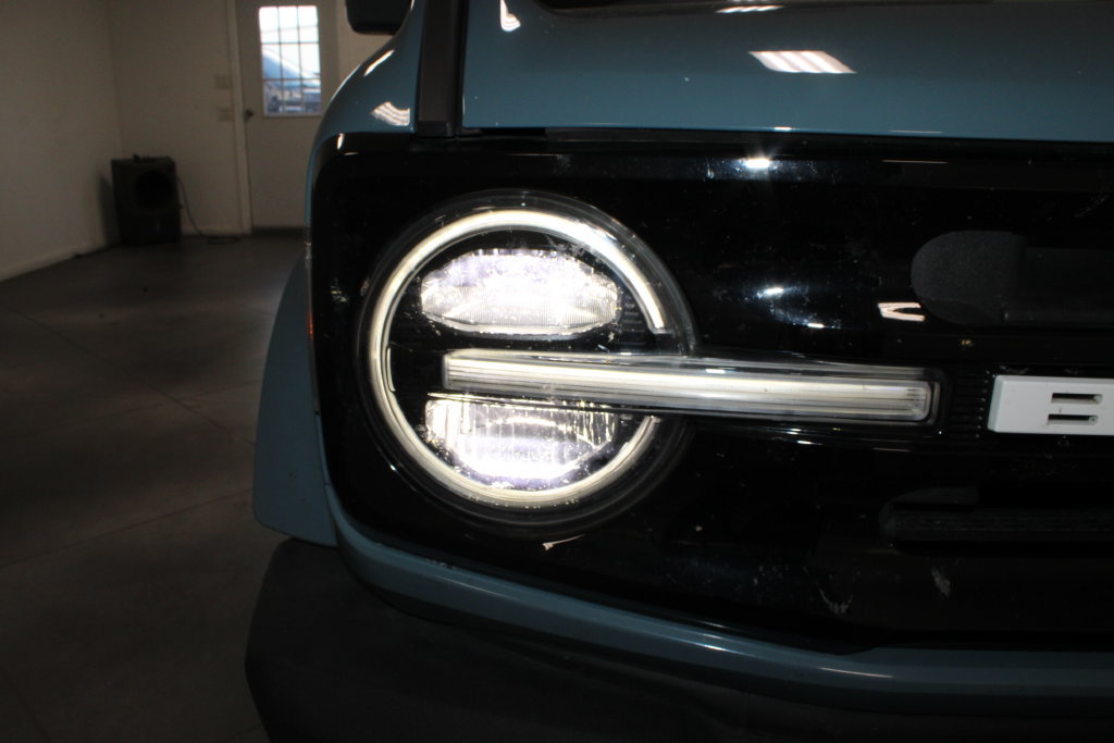 Used 2022 Ford Bronco Outer Banks AWD/4WD image 41