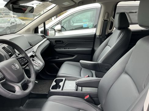 Used 2026 Honda Odyssey EX-L image 10