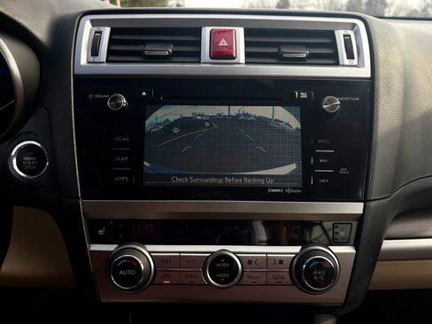 Used 2015 Subaru Legacy 2.5i Limited image 29