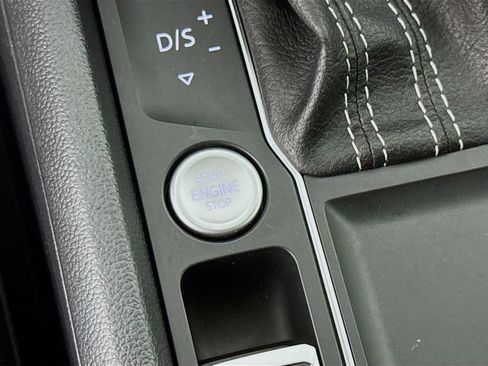 Used 2022 Volkswagen Atlas SE image 23