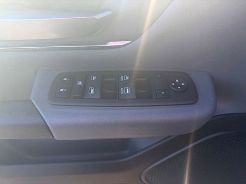 Certified 2022 RAM 1500 Big Horn image 17