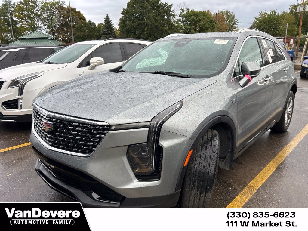 Used 2025 Cadillac XT4 Premium Luxury w/ Trailering Package AWD/4WD image 1